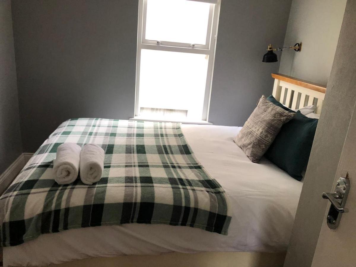 Beautiful Historic 1870 Home Fully Renovated & Modernised Belfast Exterior foto