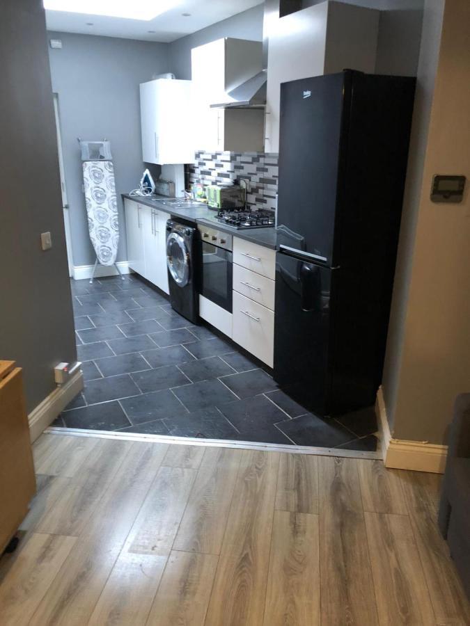 Beautiful Historic 1870 Home Fully Renovated & Modernised Belfast Exterior foto