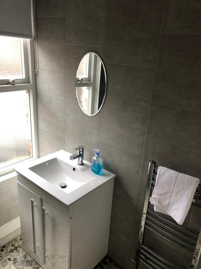 Beautiful Historic 1870 Home Fully Renovated & Modernised Belfast Exterior foto